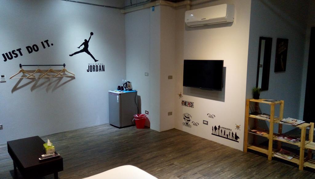 Sleep In Guest House Hualien Buitenkant foto